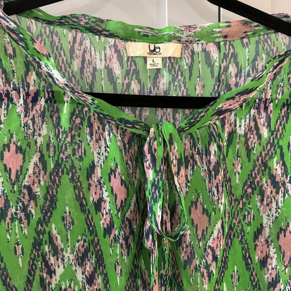 Ya Los Angeles Silk Blend Sheer Button Up Blouse with Tie at Neck Green Print - Picture 3 of 5